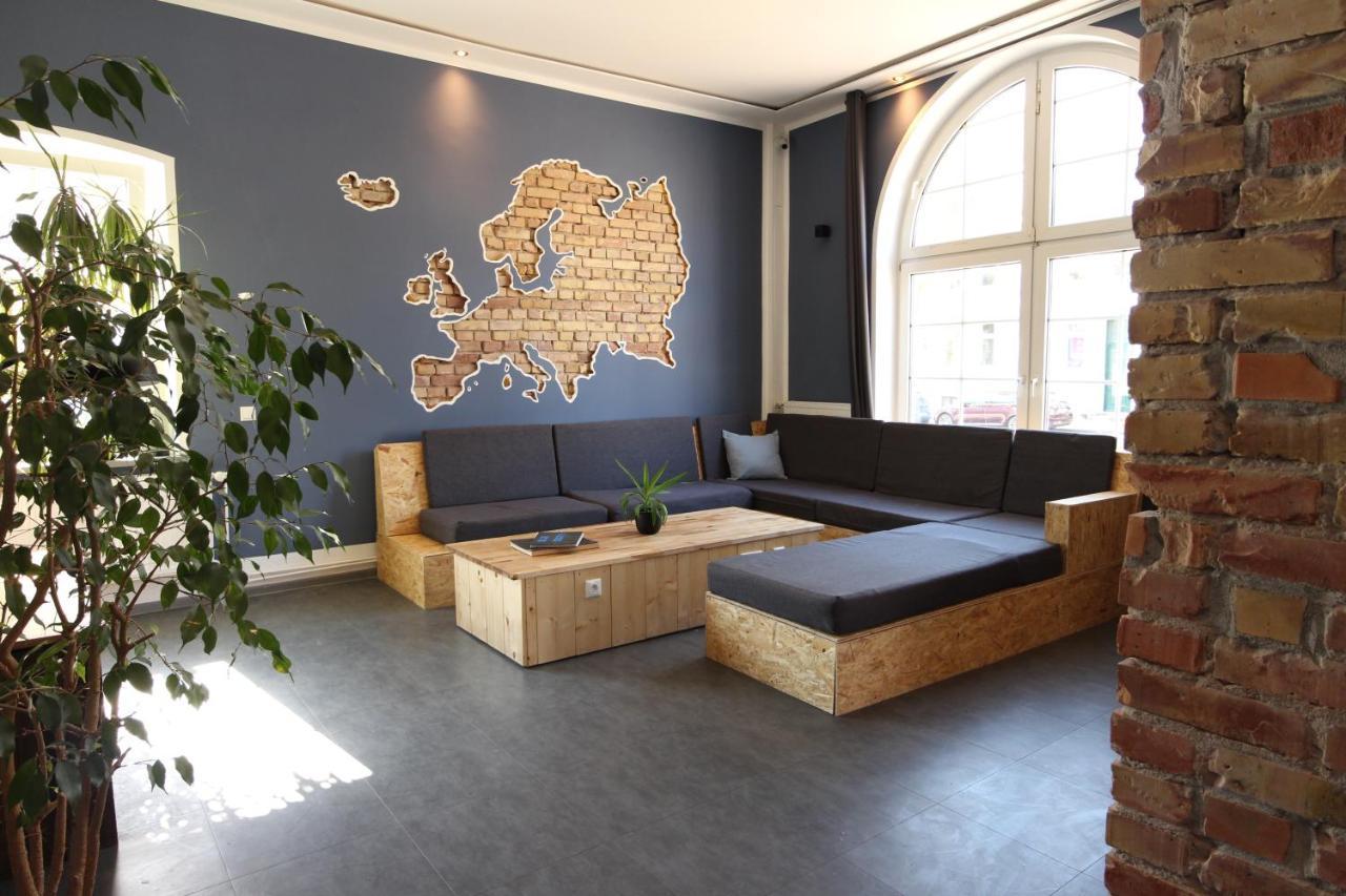 Blue Doors Hostel Ktv 罗斯托克 外观 照片