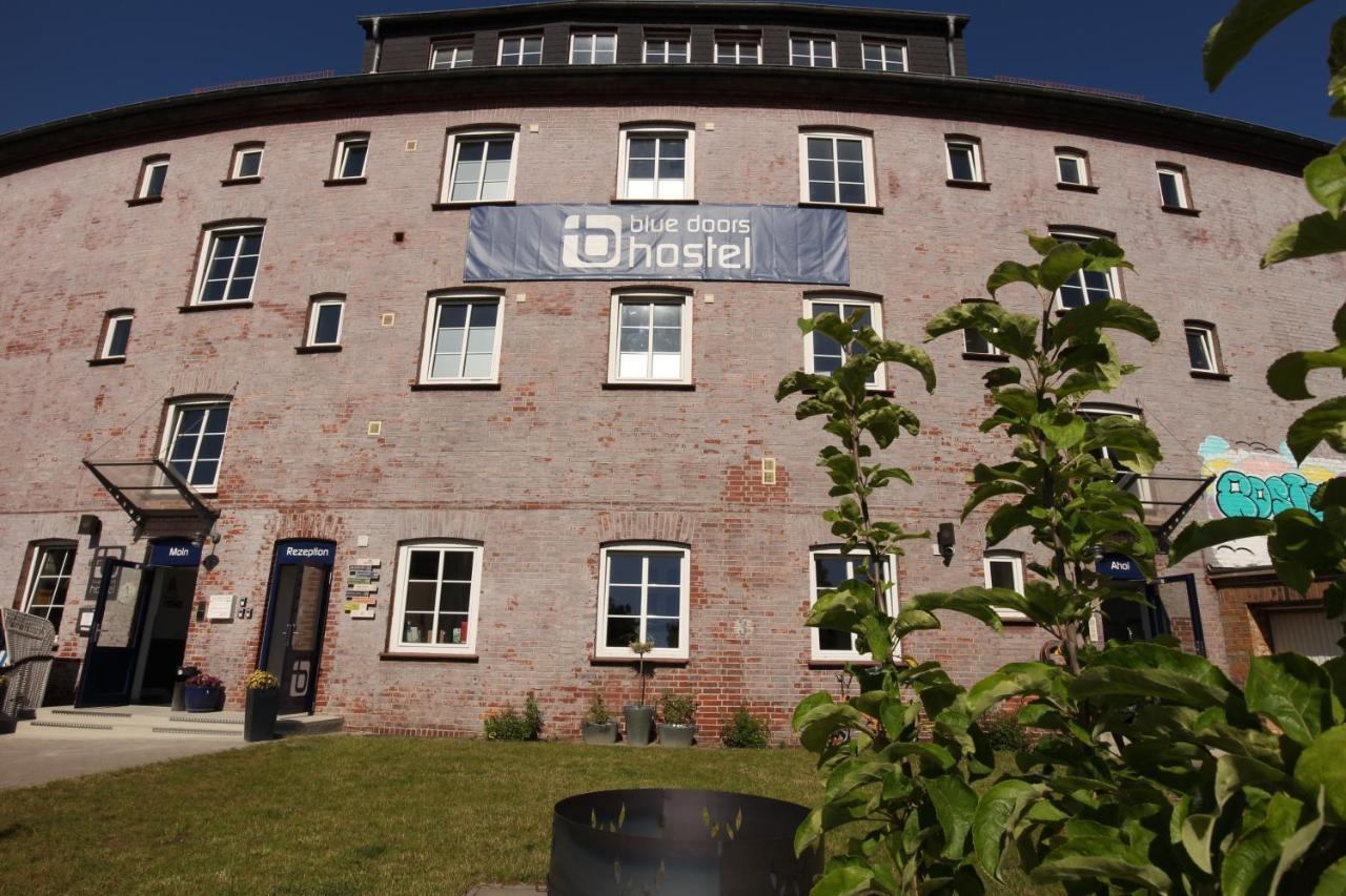 Blue Doors Hostel Ktv 罗斯托克 外观 照片
