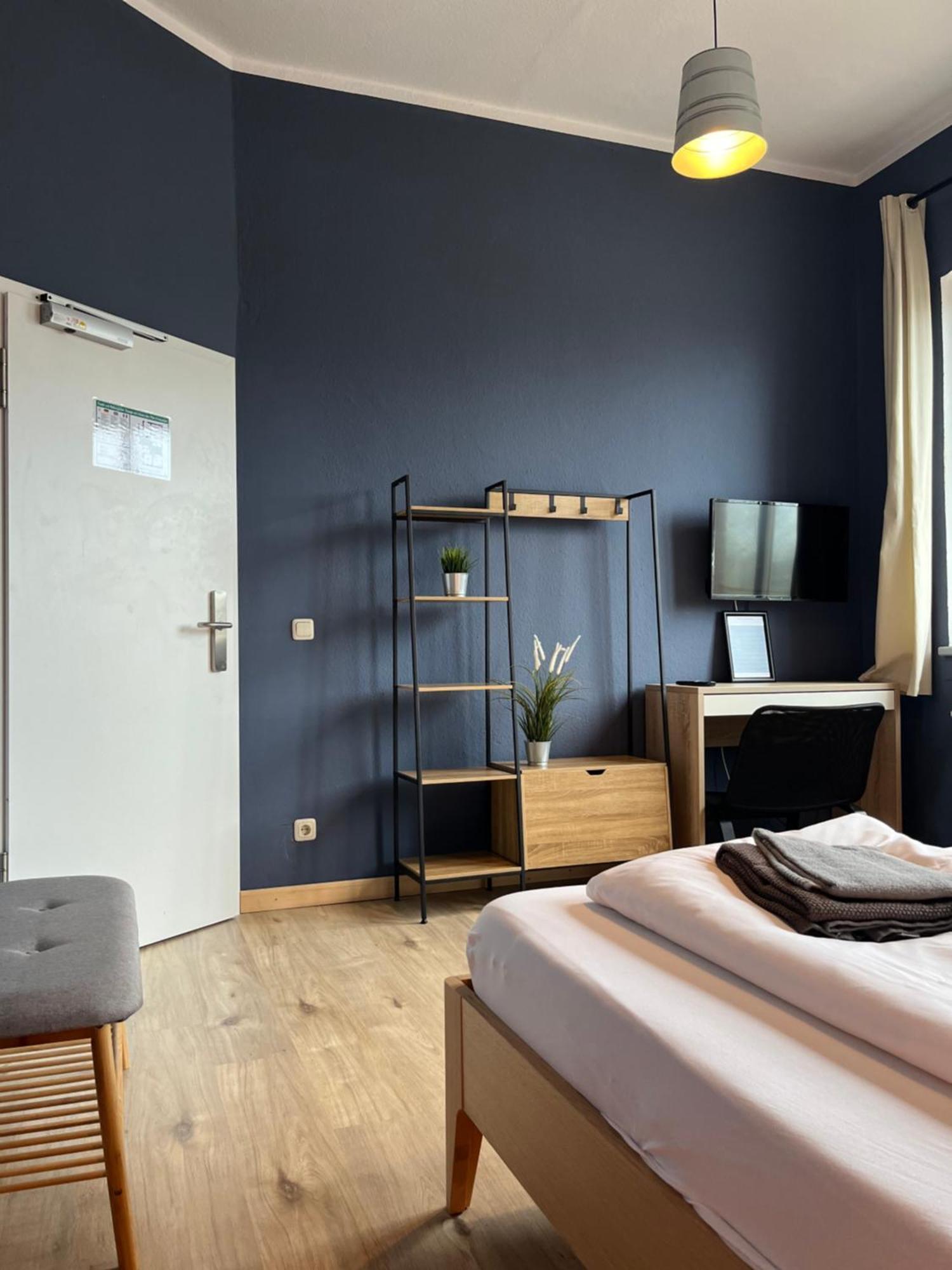 Blue Doors Hostel Ktv 罗斯托克 外观 照片