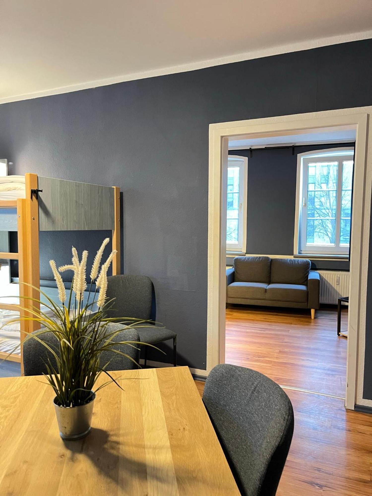 Blue Doors Hostel Ktv 罗斯托克 外观 照片
