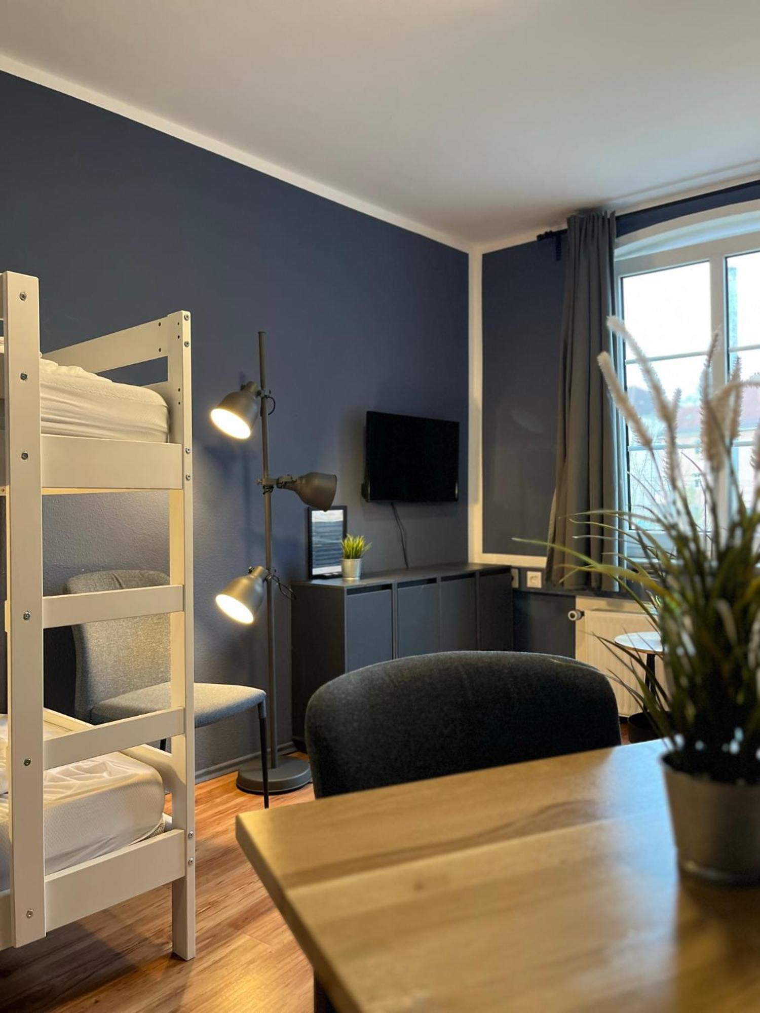 Blue Doors Hostel Ktv 罗斯托克 外观 照片